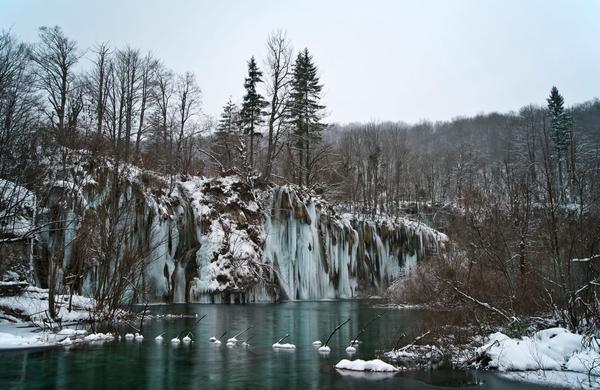 Два времени года на&nbsp;Плитвицких озёрах