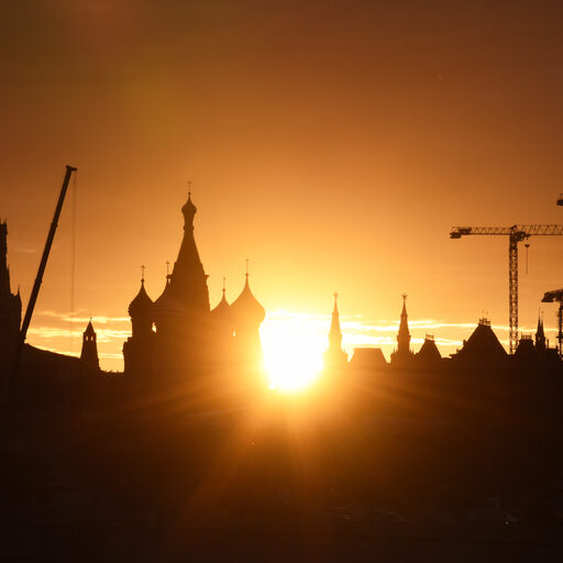 Москва закатная. Тест нового аппарата.